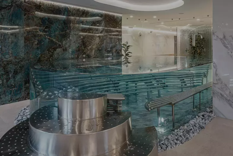 Гідромасажна водна зона SPA у Tavel Hotel & SPA в Буковелі